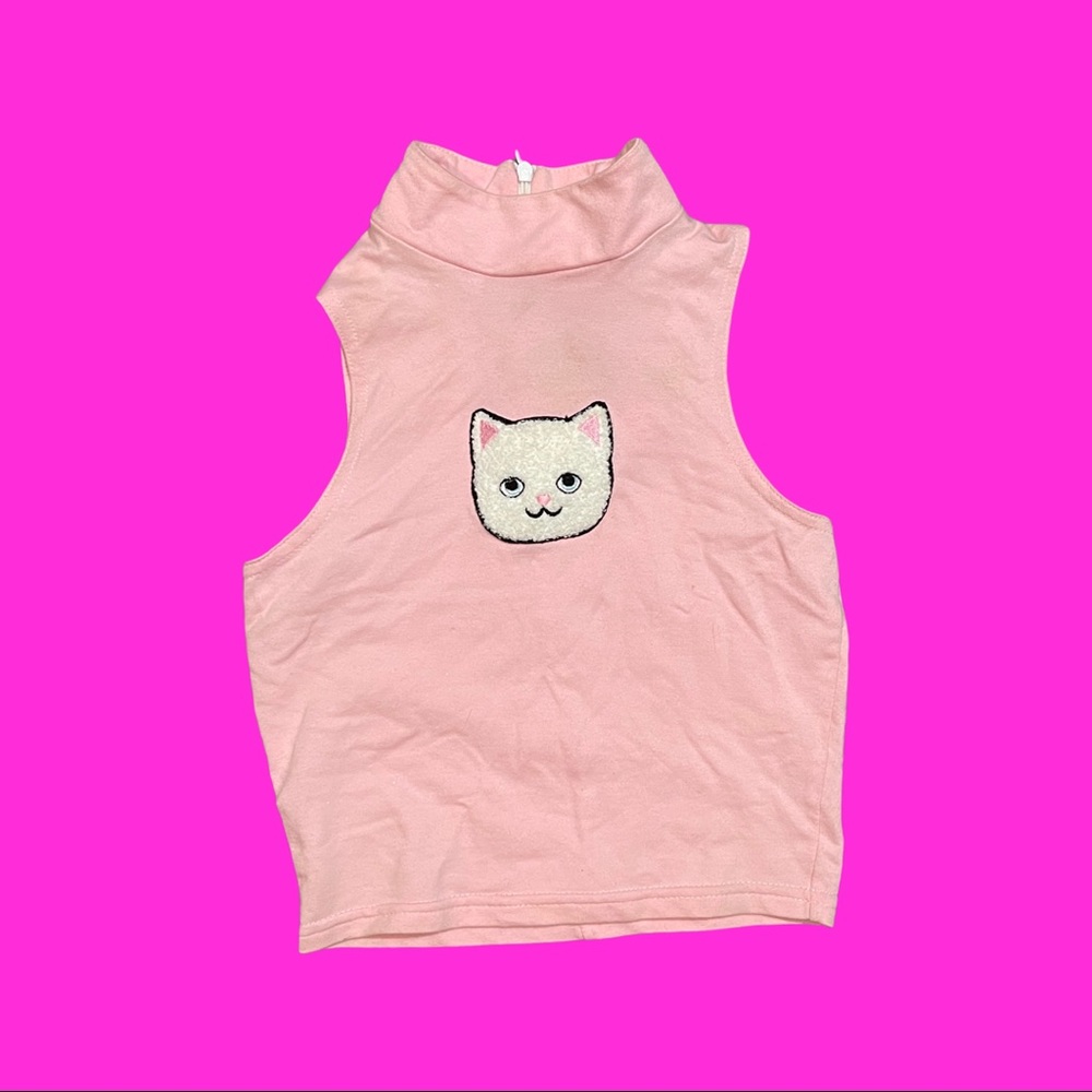 Local hero's crop top cat tank